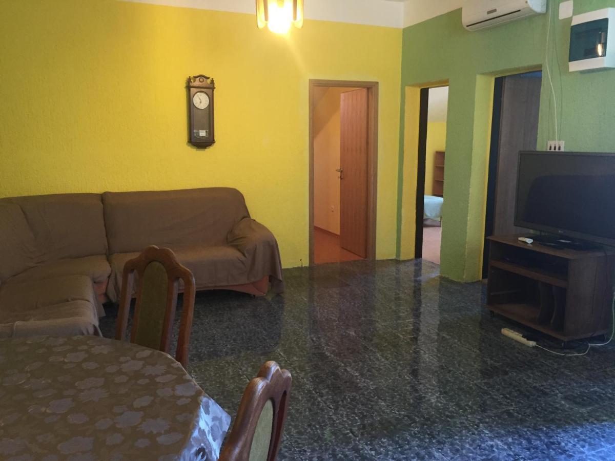 Apartment Lela Mali Lošinj Екстериор снимка